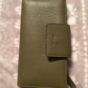 Fossil Olive Green Phone Wallet Case